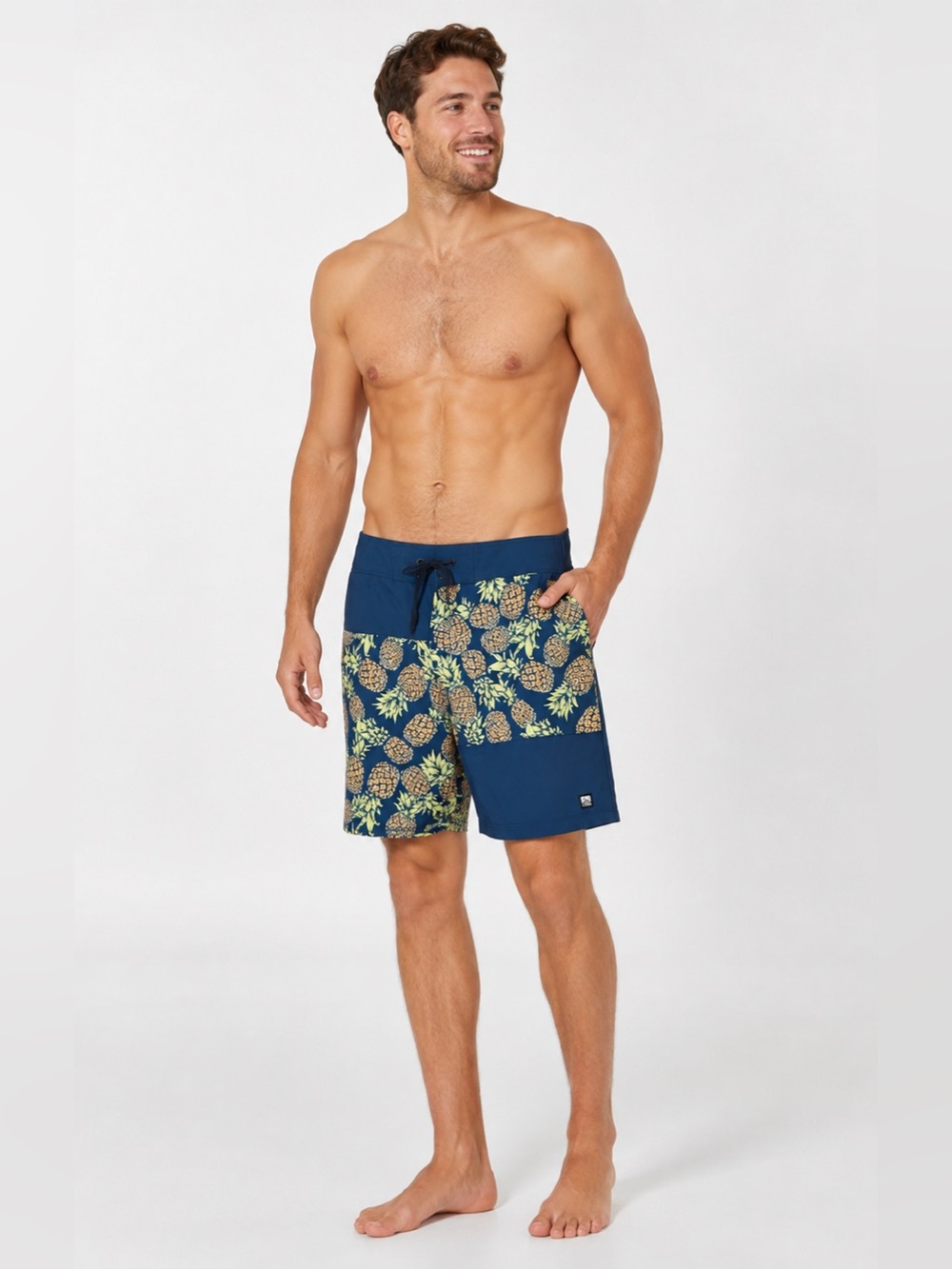 Reef Men’s Navy Pineapple Block Print Swim Unlined 8” Shorts Size 38”